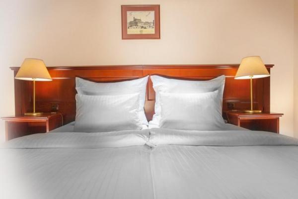 Exklusives Angebot: kostenlose Hotelunterkunft bei einer Schönheitsoperation in Asklepion für Sie sowie Ihre Begleitung